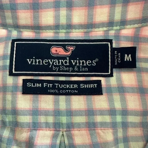 Vineyard Vines Men’s Classic Fit Tucker Shirt Size Medium - Picture 3 of 5